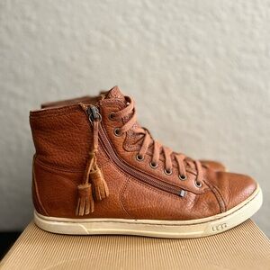 UGG Shoes Mens 8 Tan Brown Leather High Top Lace Up Casual Blaney Shoes